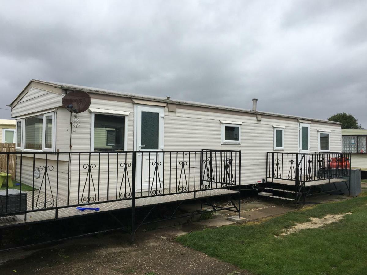 4 Bedroom Caravan Ingoldmells Skegness Exterior photo